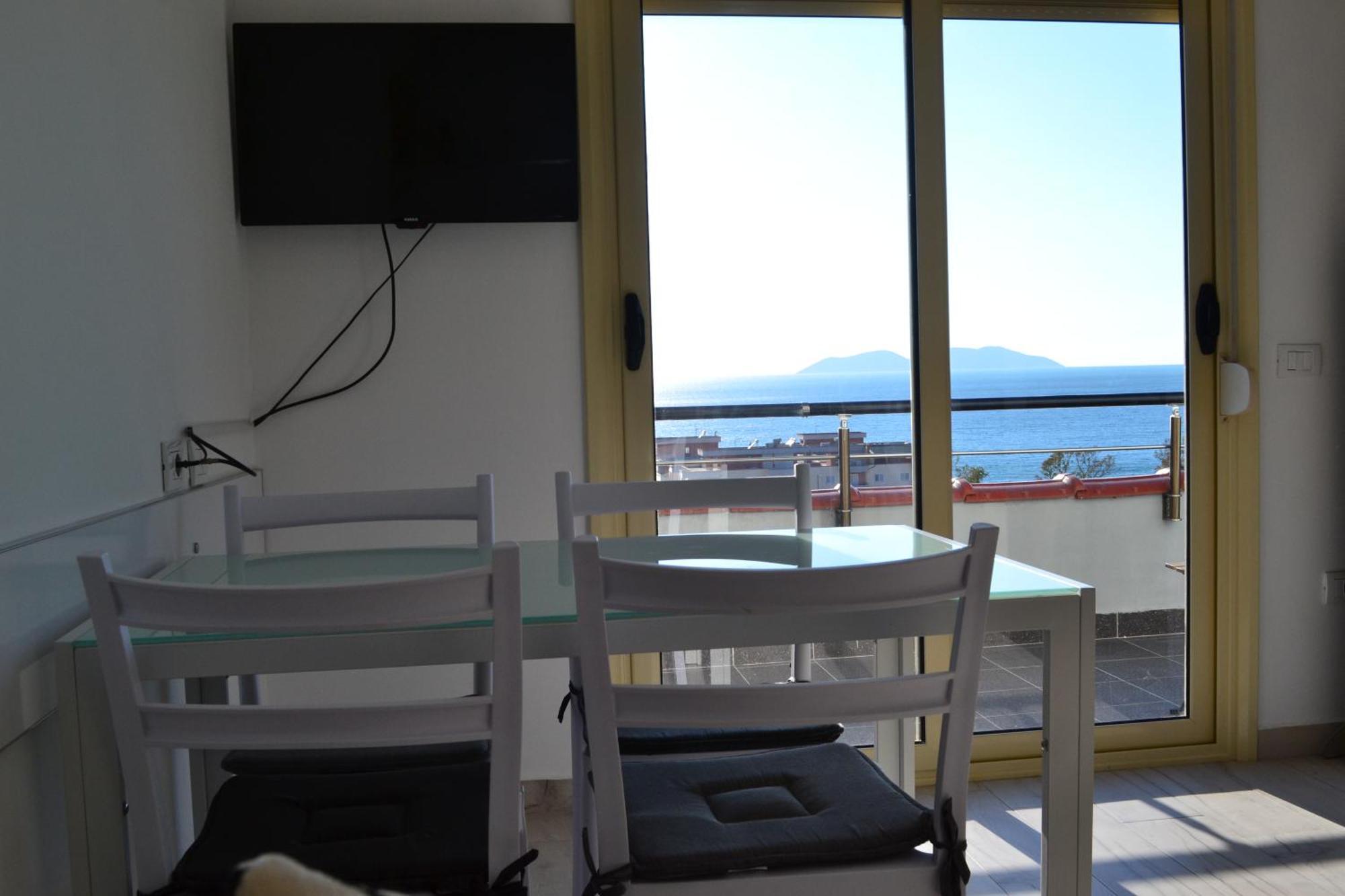 Seaview Penthouse Terrace & Private Garage Vlorë Exteriér fotografie