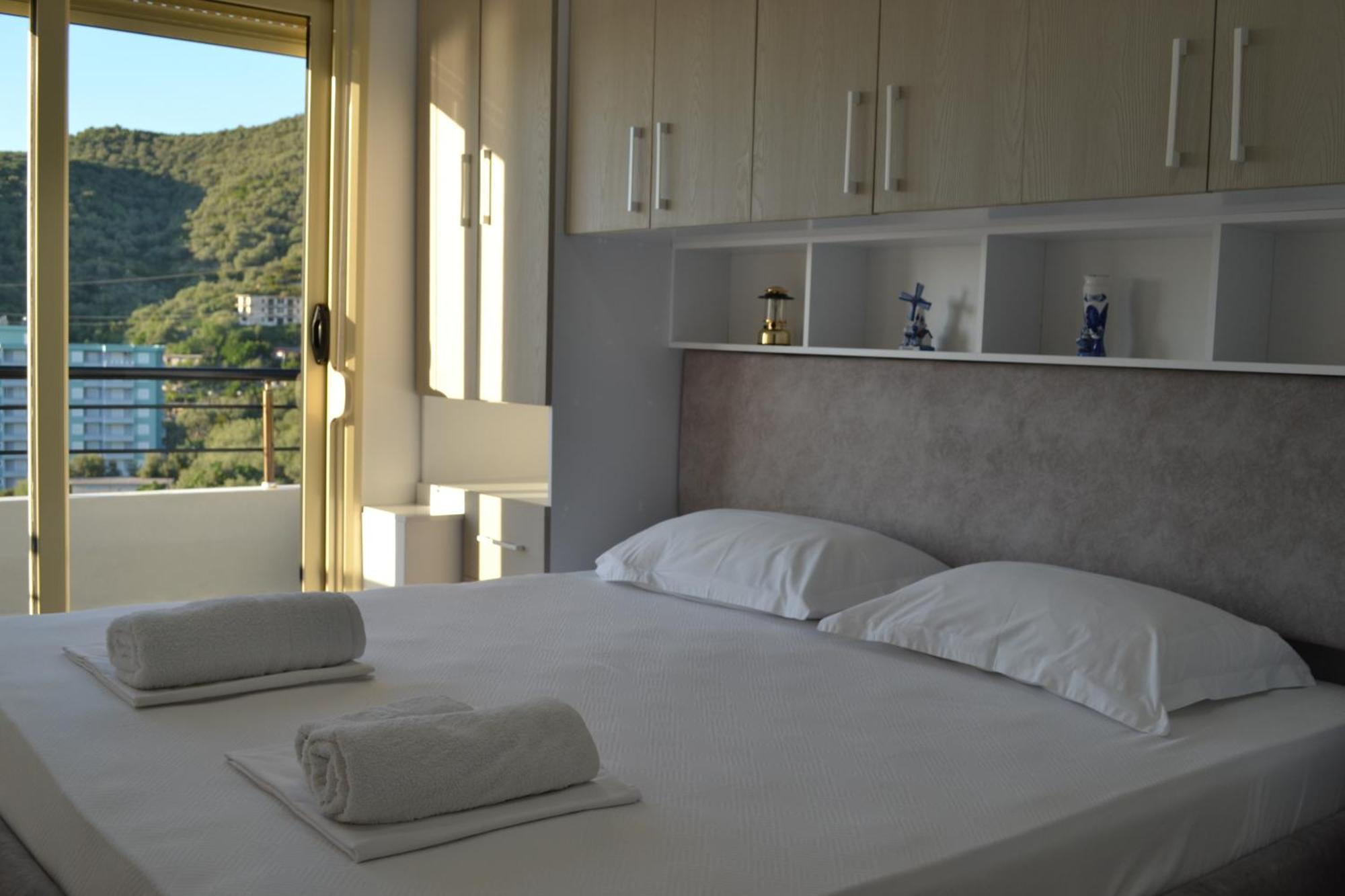 Seaview Penthouse Terrace & Private Garage Vlorë Exteriér fotografie